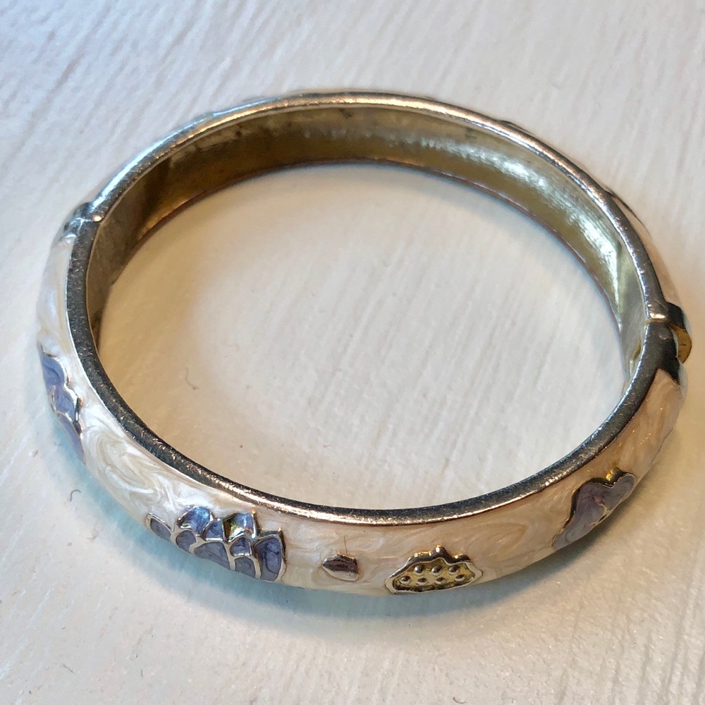 Flower bracelet